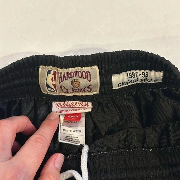 Vintage 90’s Chicago Bulls Hardwood Classics Swingman Shorts Mitchell Ness - Picture 5 of 8